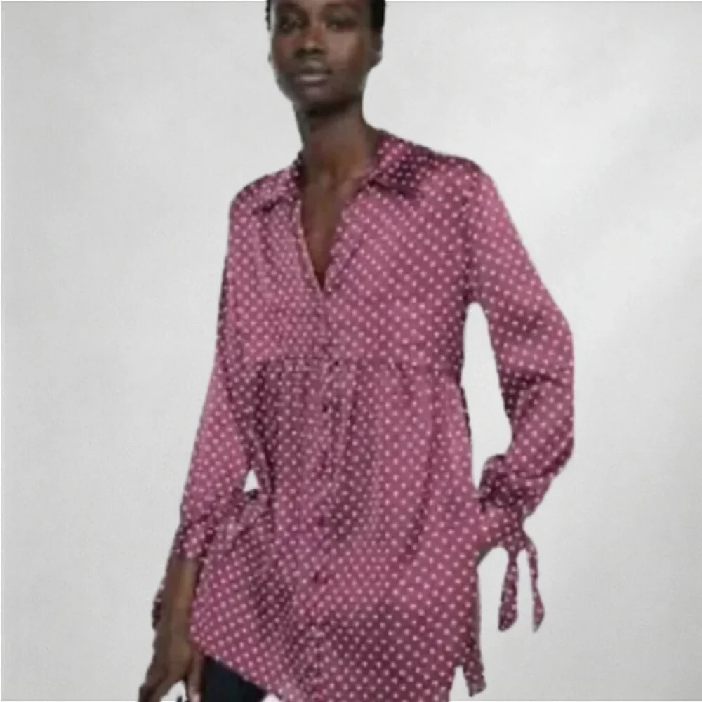 zara burgundy shirt dress Zara maroon coloured shirt dress. It has a pleated